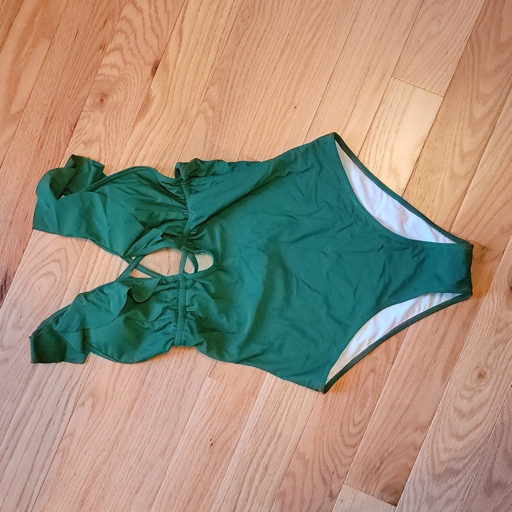 Cupshe one piece swim size medium